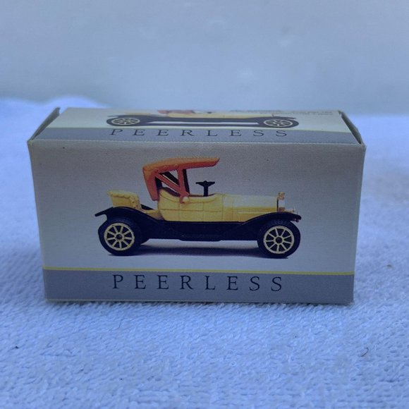 Peerless Readers Digest Die Cast Car - Picture 5 of 10